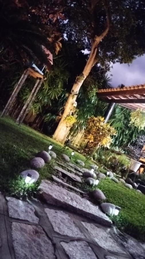 Família Silvia Périco Vila Ilhabela Exterior foto